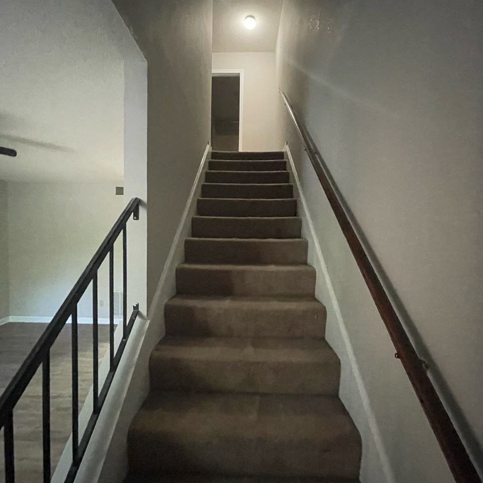 057- 209 Falls St. - Photo 4 of 7