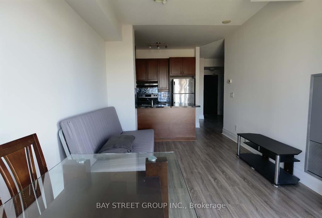 151 Upper Duke Crescent #1304 - Photo 2 of 9