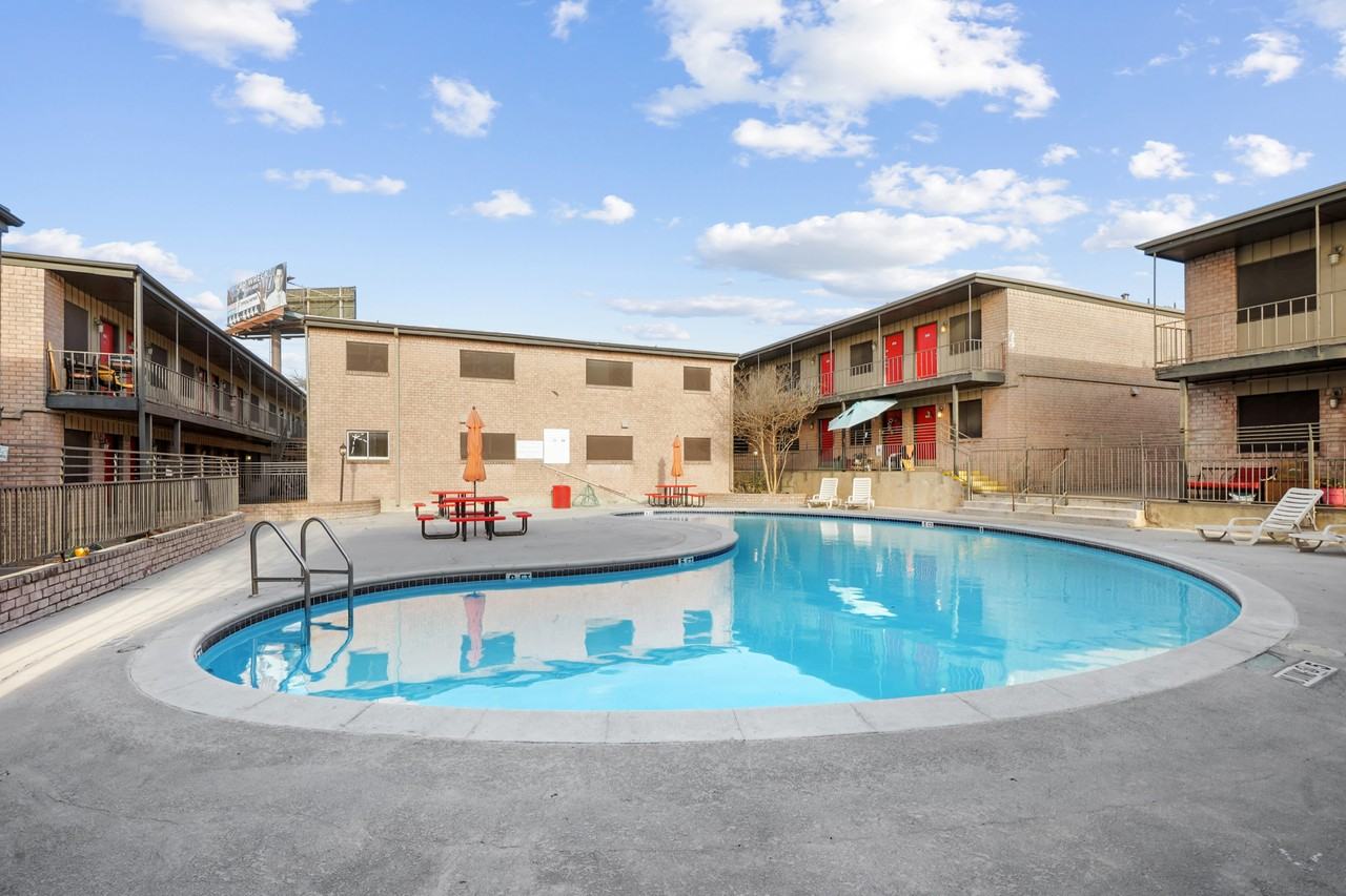 Alegria del Sol - Photo 4 of 17