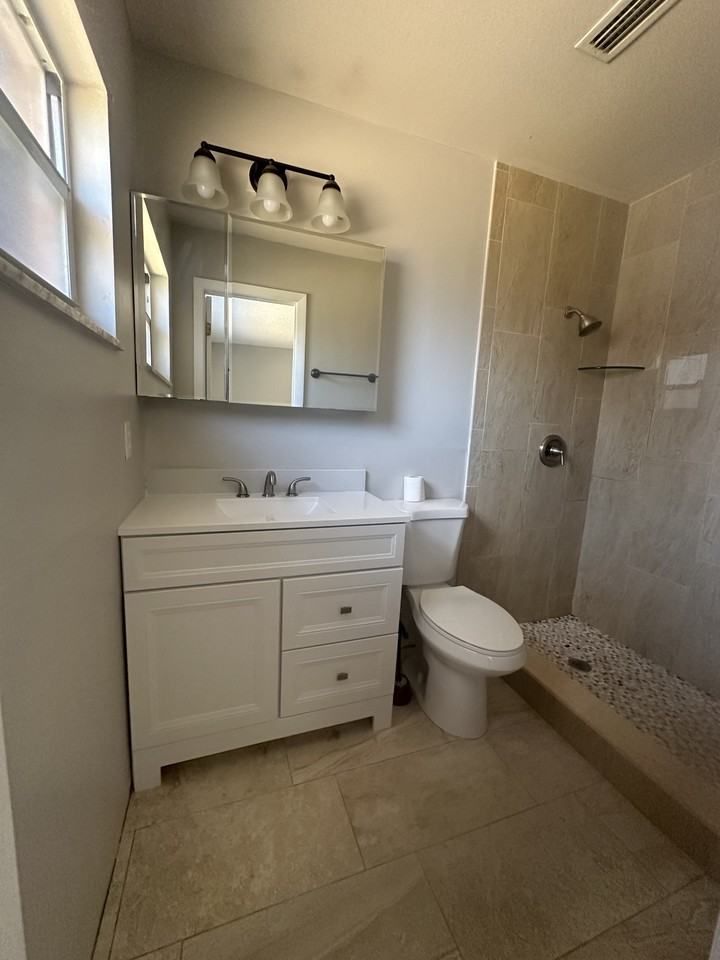 2911 Wycombe Way #NA - Photo 2 of 16