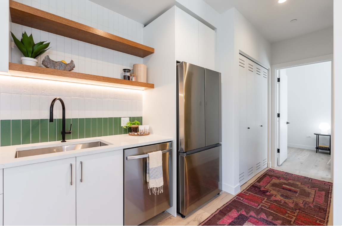 1712 Oak Ave - Photo 3 of 5