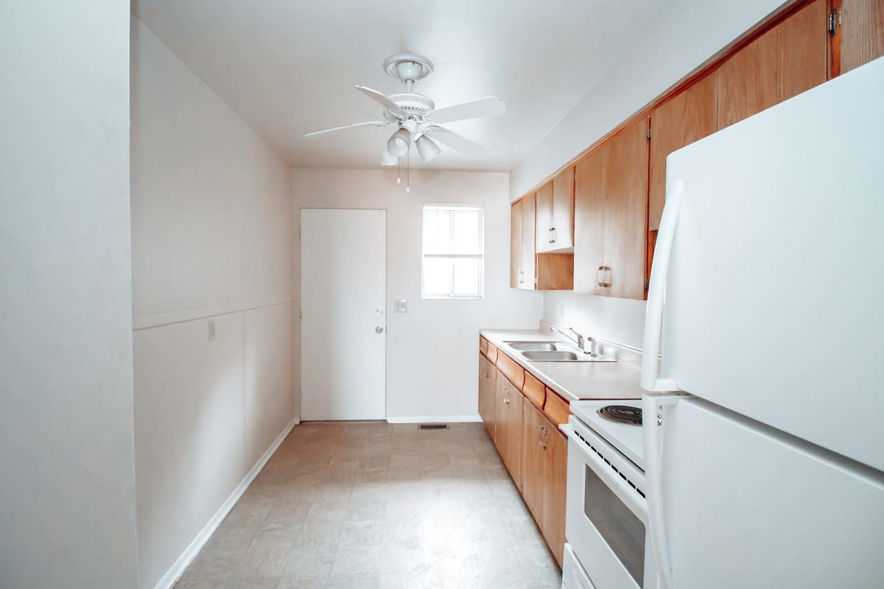 4825 Hill Ave #30 - Photo 5 of 15