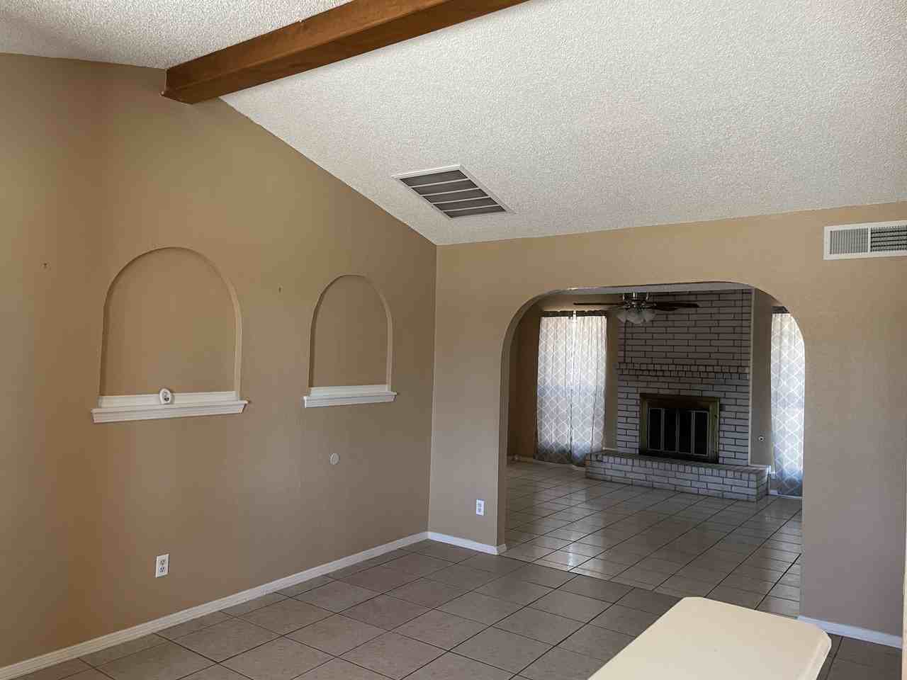 11787 Jim Thorpe Dr #NA - Photo 2 of 10