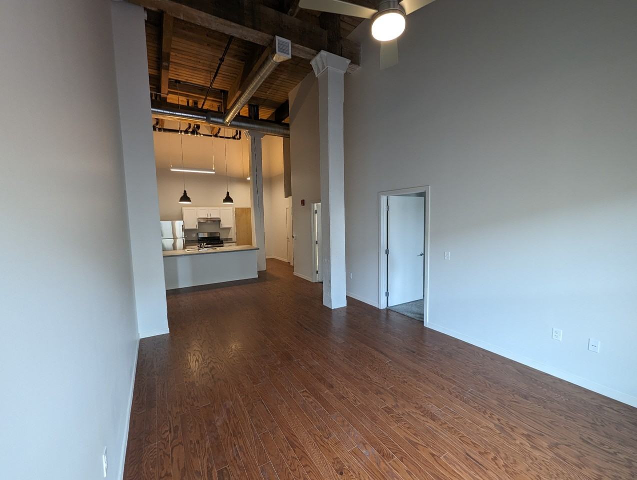 832 Commercial St #101 - Photo 4 of 16
