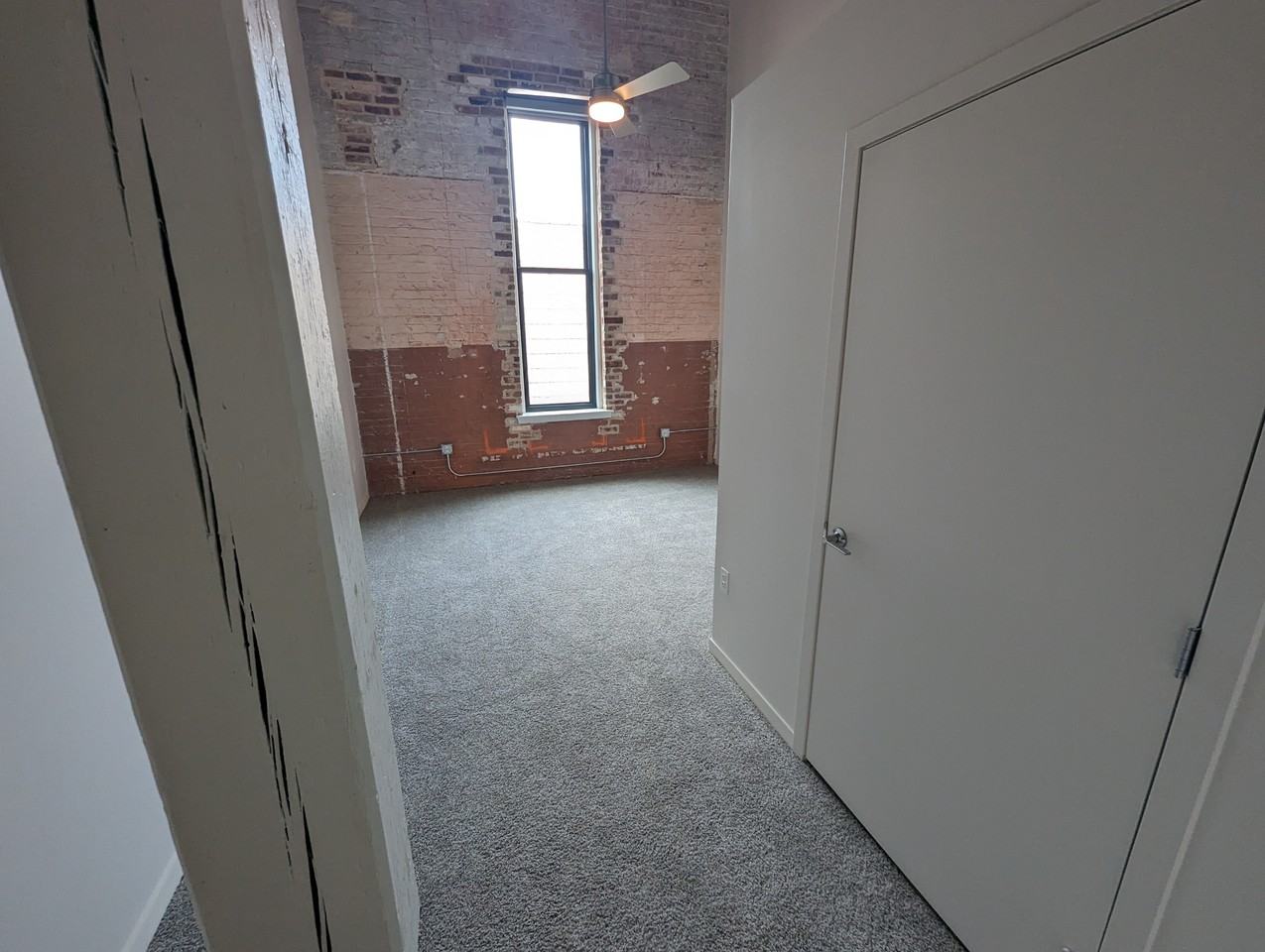 832 Commercial St #101 - Photo 7 of 16