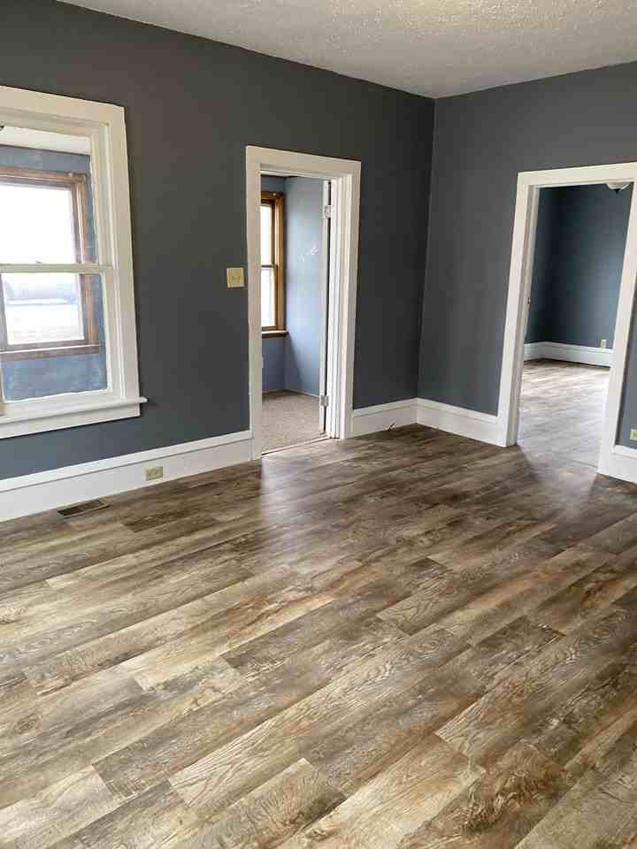 819 Johnson St #NA - Photo 3 of 7