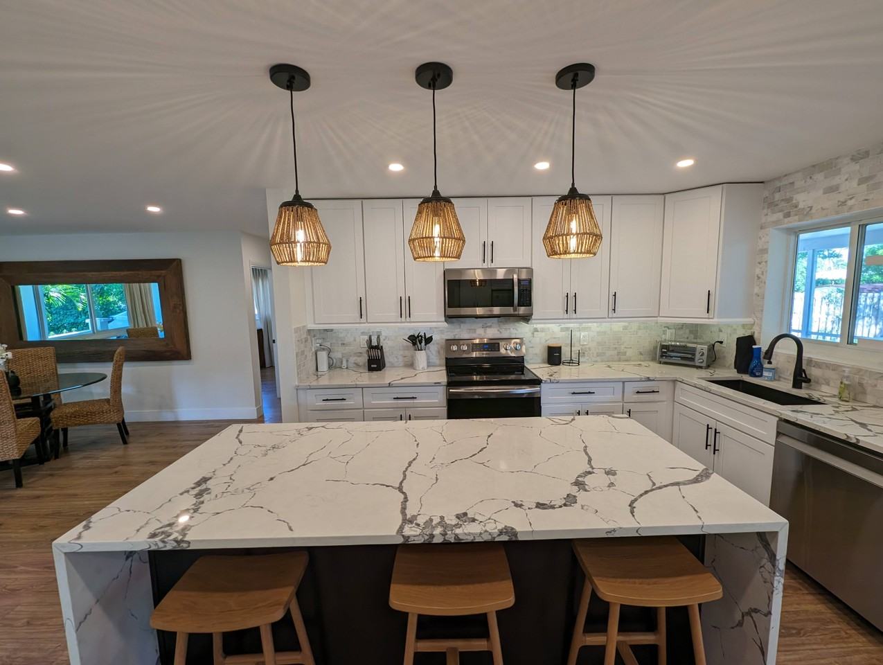 420 Sw 1st St #NA - Photo 4 of 40