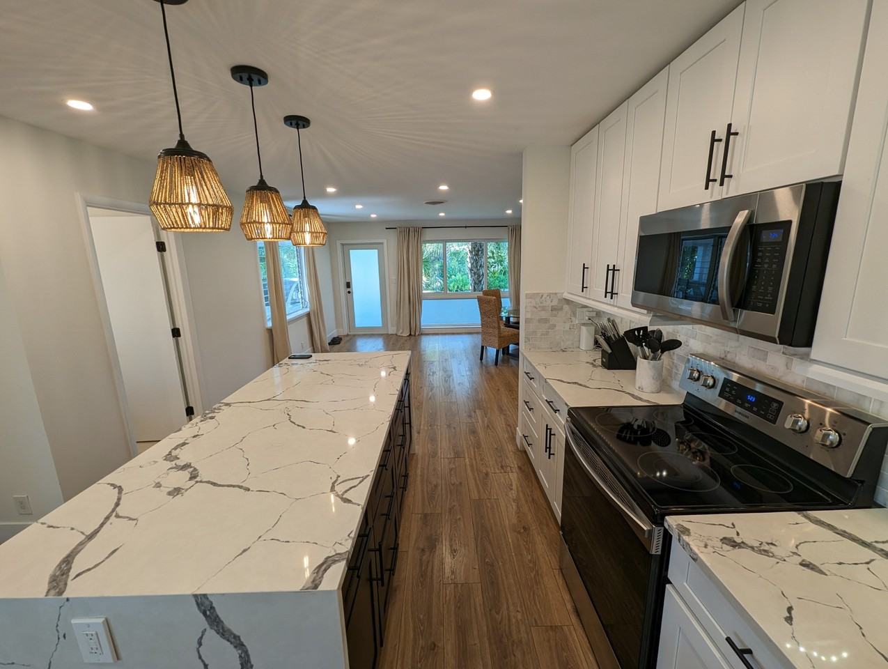 420 Sw 1st St #NA - Photo 5 of 40