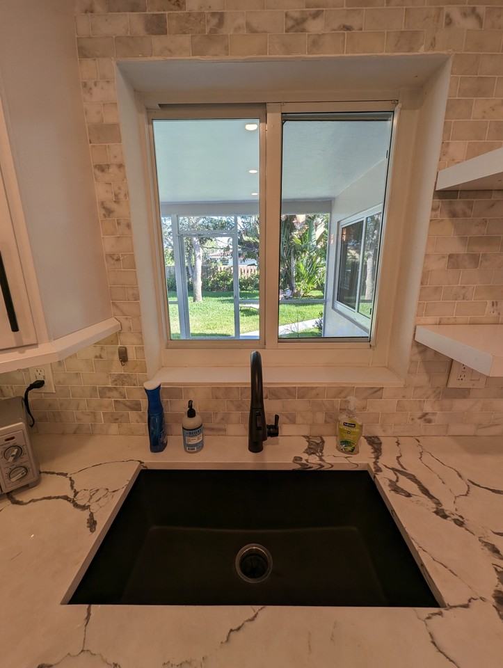 420 Sw 1st St #NA - Photo 7 of 40