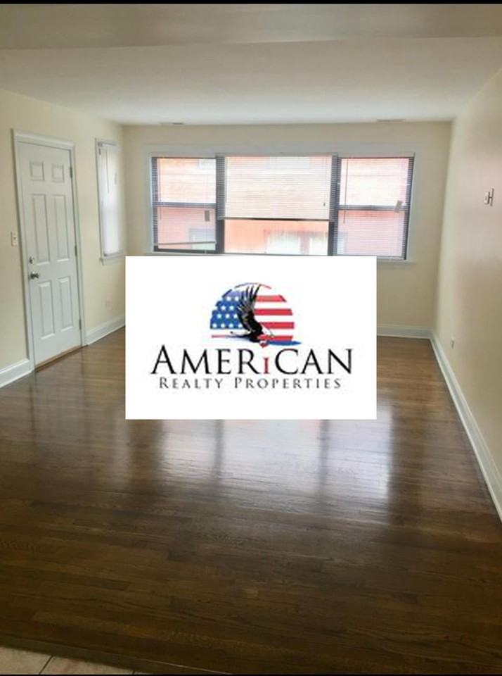 1348 West Chase Avenue - Photo 6 of 11