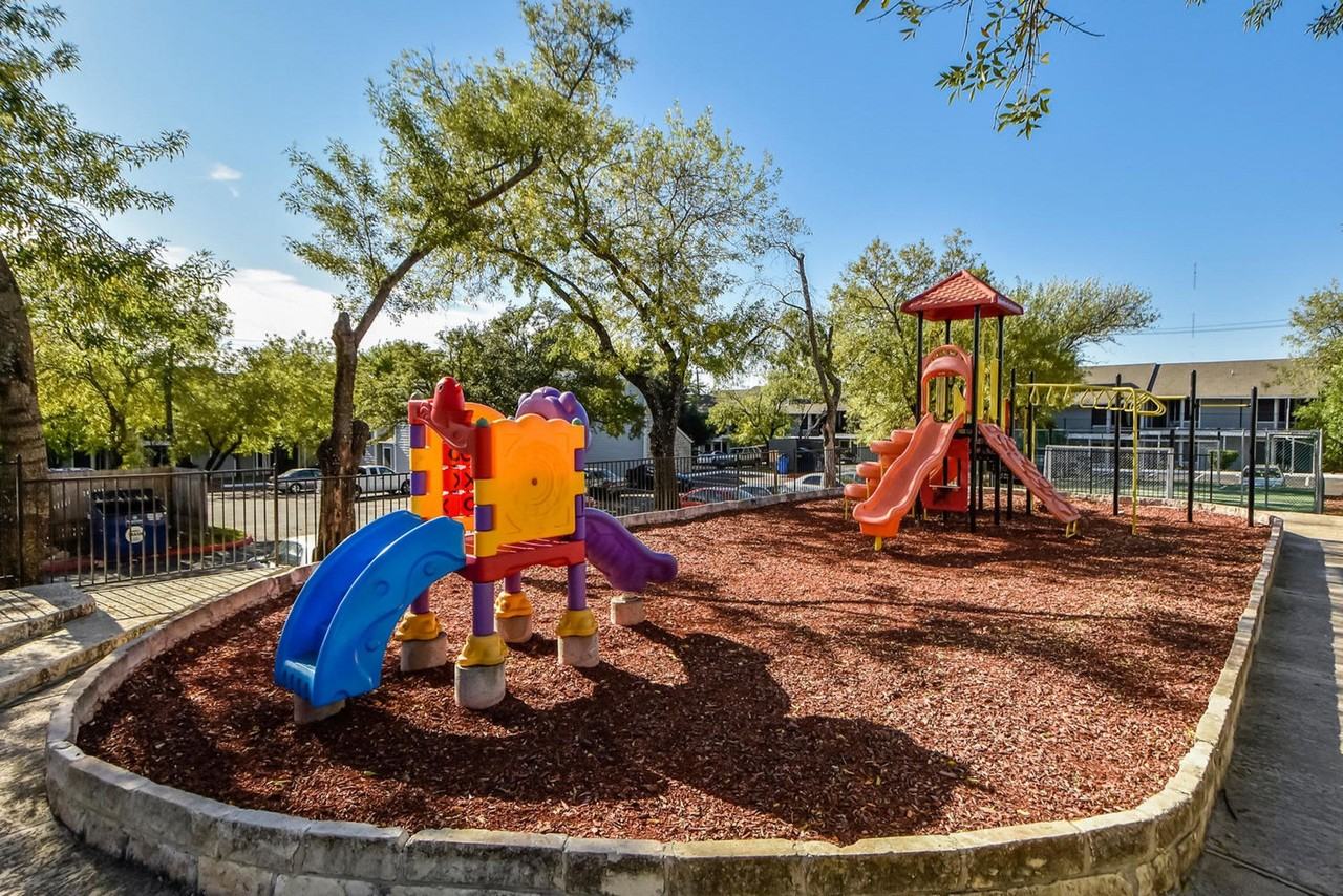 Affordable Domain units - Photo 2 of 50