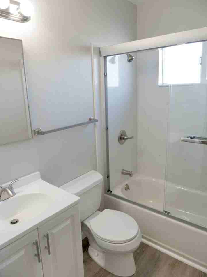 Redwoods Apartments - Photo 6 of 6