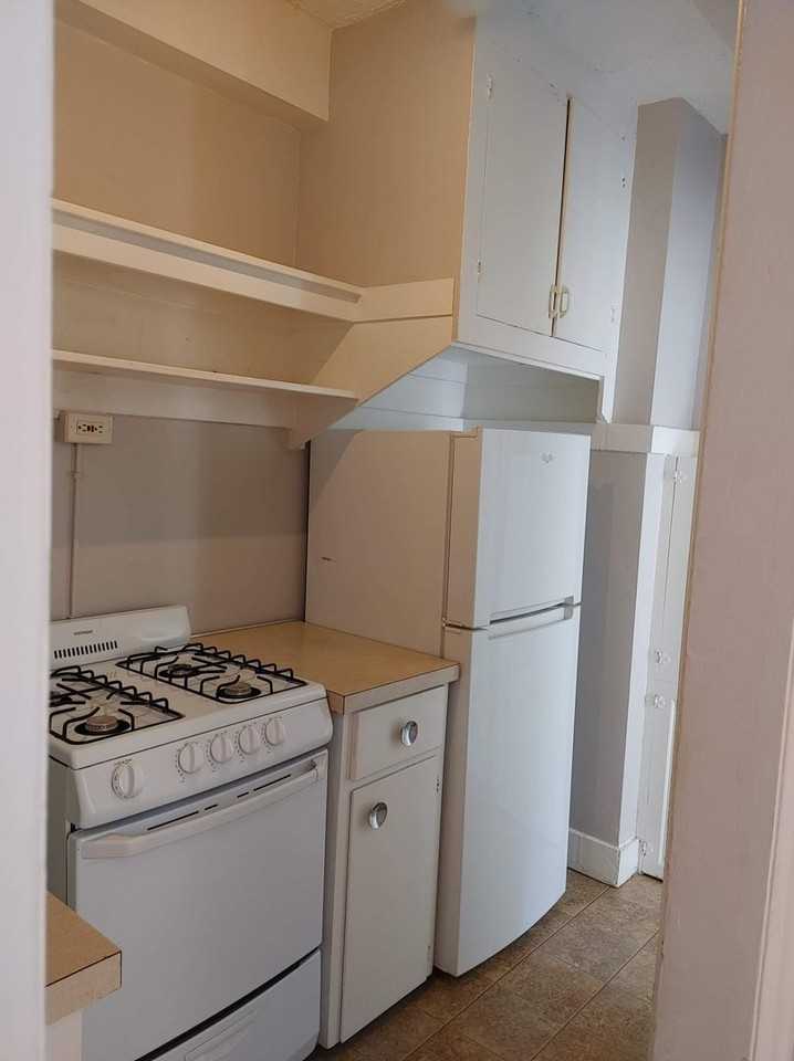 The Oakwood - Photo 3 of 50