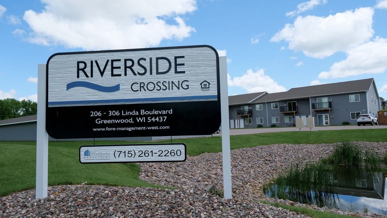 Riverside Crossing - Photo 6 of 29