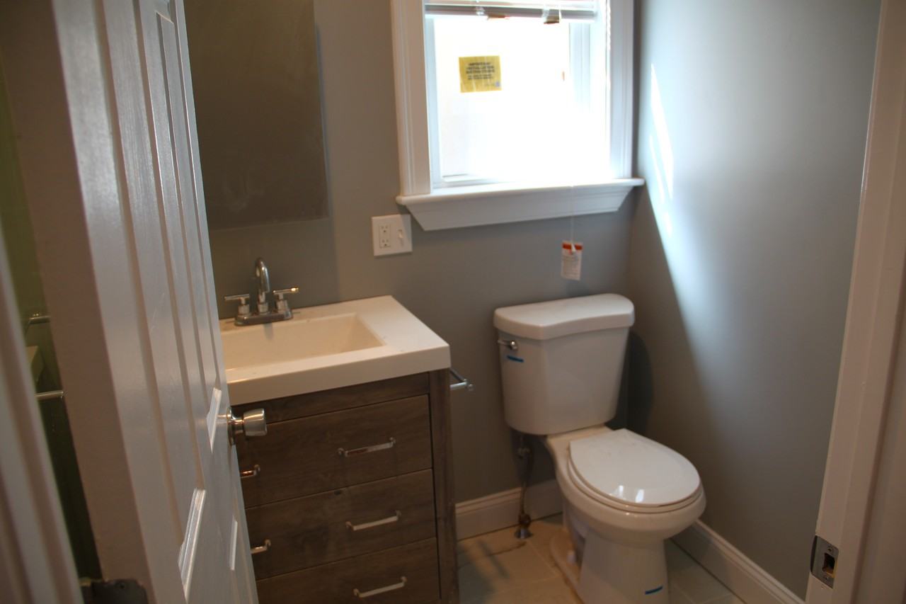 3215 Washington Street - Photo 4 of 10