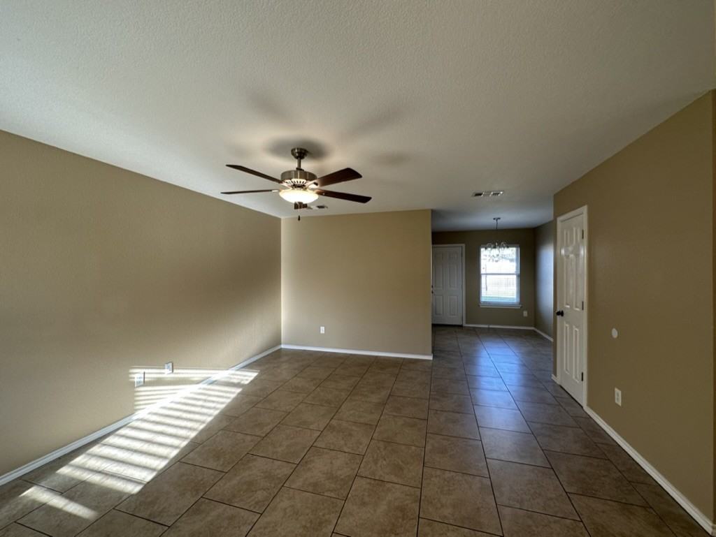 1210 Ferguson St #1210 - Photo 3 of 12