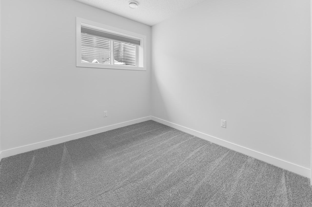 1439 Cherniak Way Sw Bsmt #BS - Photo 7 of 17