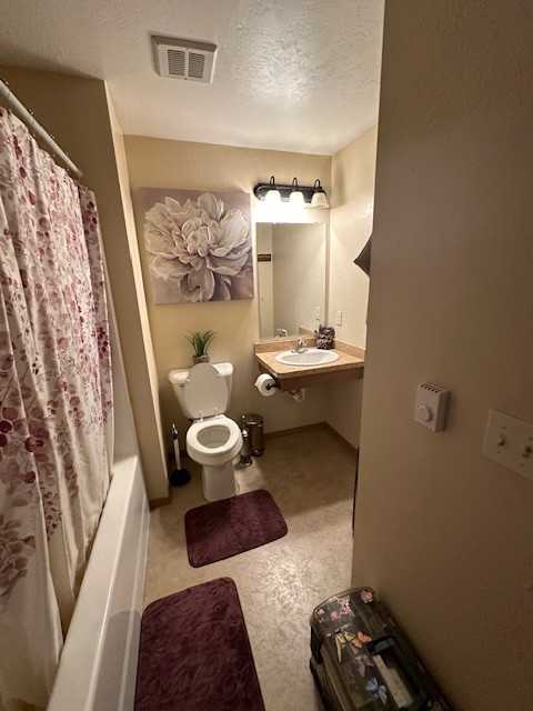 706 Darby St #B - Photo 7 of 13