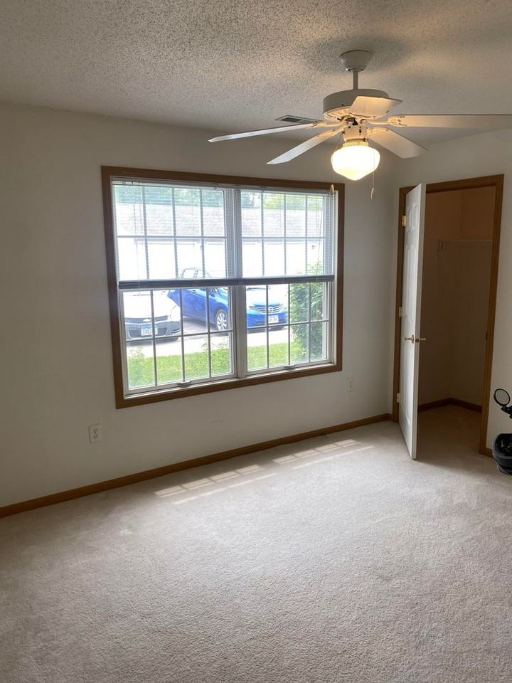 High Point Apartments - Photo 3 of 13