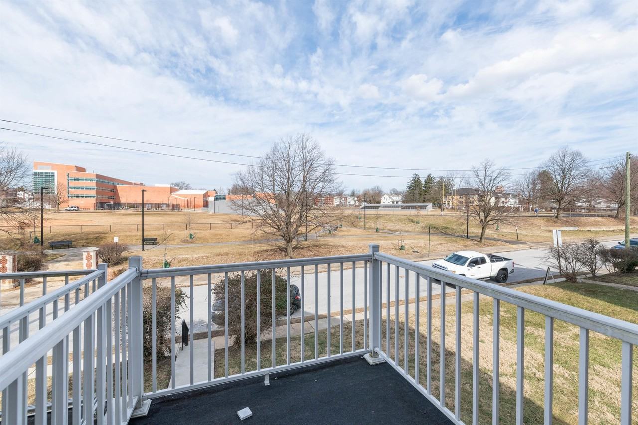 4217 Chatham Rd #B - Photo 6 of 11