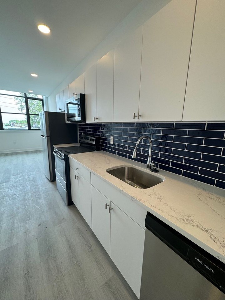 1600 West Hunting Park - Photo 7 of 28