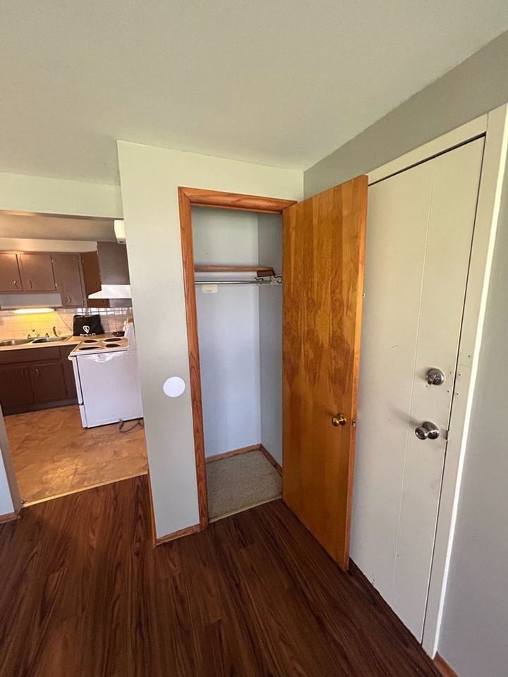 Cedarwood Apartments - Photo 6 of 22