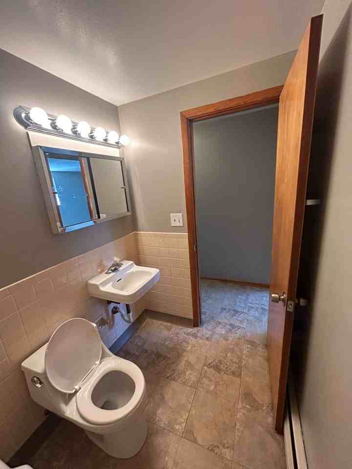 Cedarwood Apartments - Photo 7 of 22