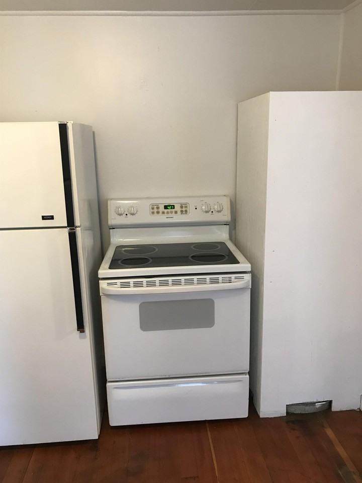 1424 W 10th Aly #1 - Photo 7 of 8