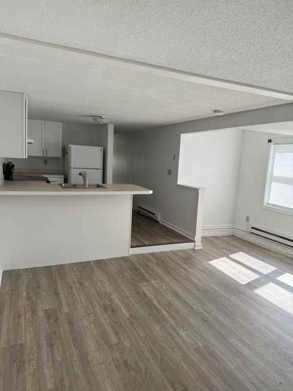 1823 Boston Post Rd ##3 - Photo 3 of 9