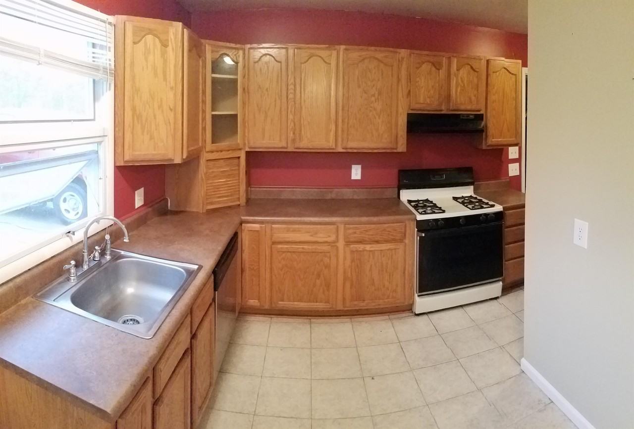 1540 Sw Shunga Dr - Photo 5 of 10