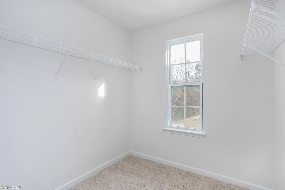 1154 Evelynnview Ln #1 - Photo 7 of 10