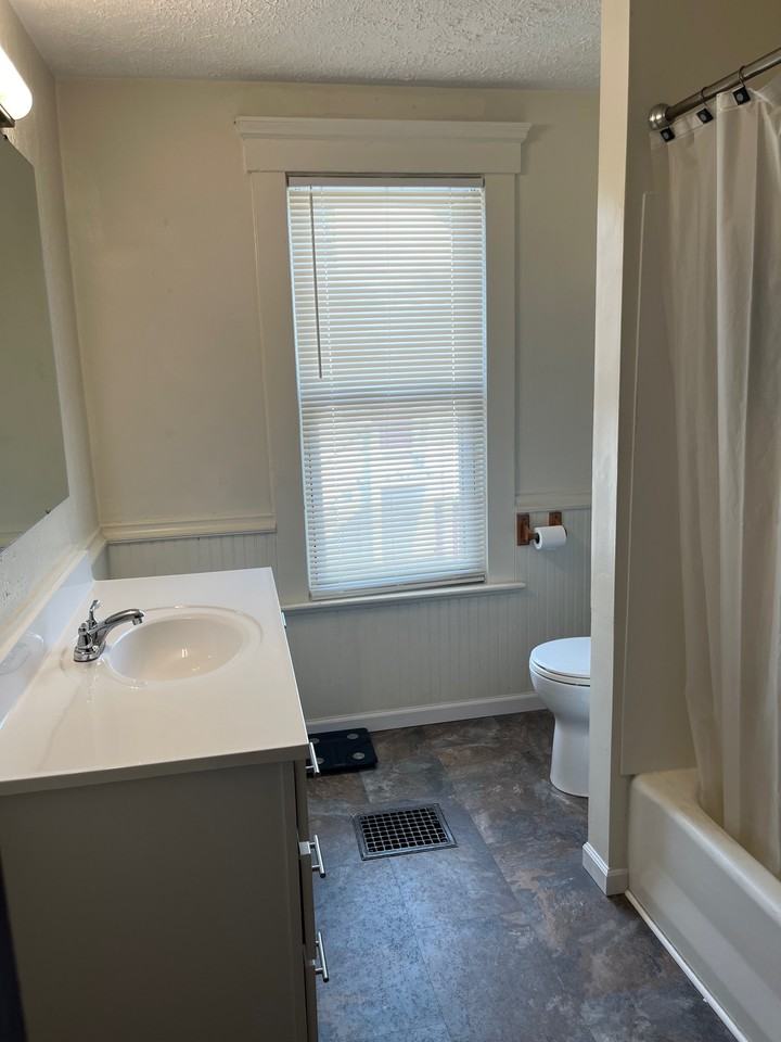 287 Wheeler St #1 - Photo 4 of 11