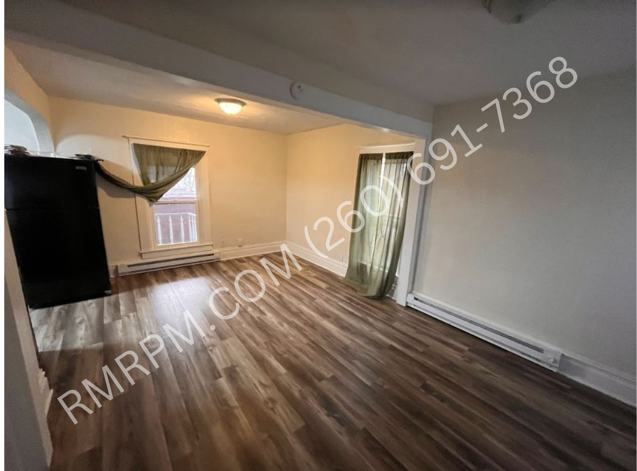 336 East Franklin Street #3 - Photo 3 of 8