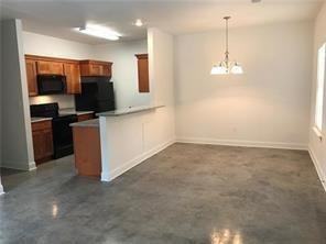 207 S Laurel St - Photo 3 of 10