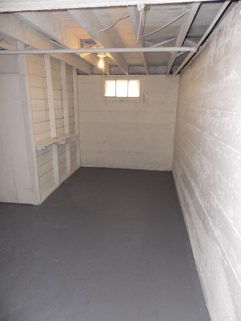 245 Burlington Ave - Photo 7 of 7