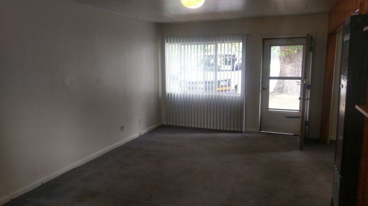 712 1/2 N 22nd St - Photo 3 of 4