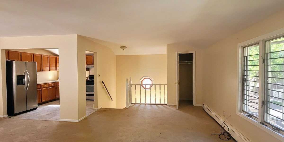 25532 147th Rd - Photo 2 of 7