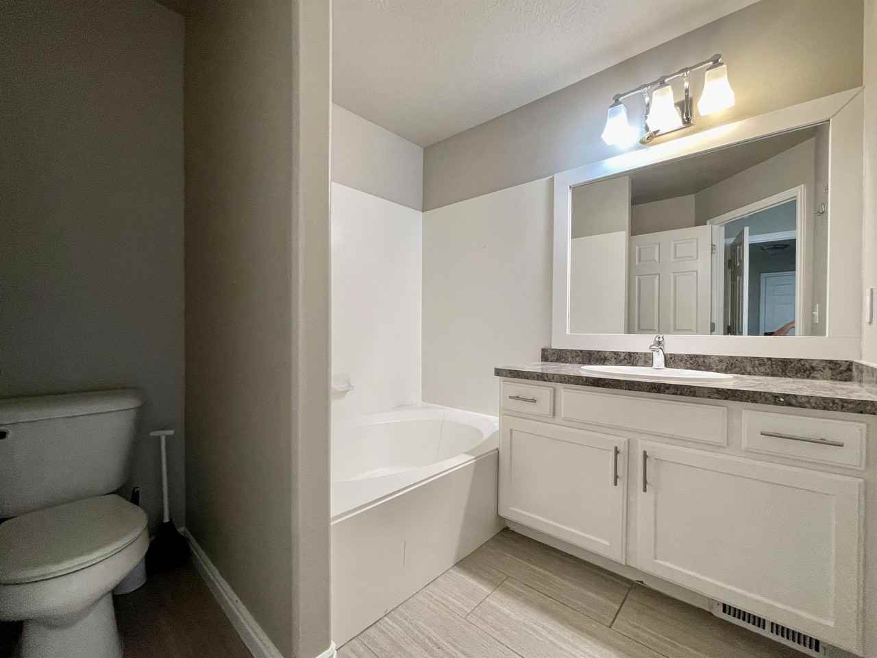 3566 N Easter Dr - Photo 4 of 26