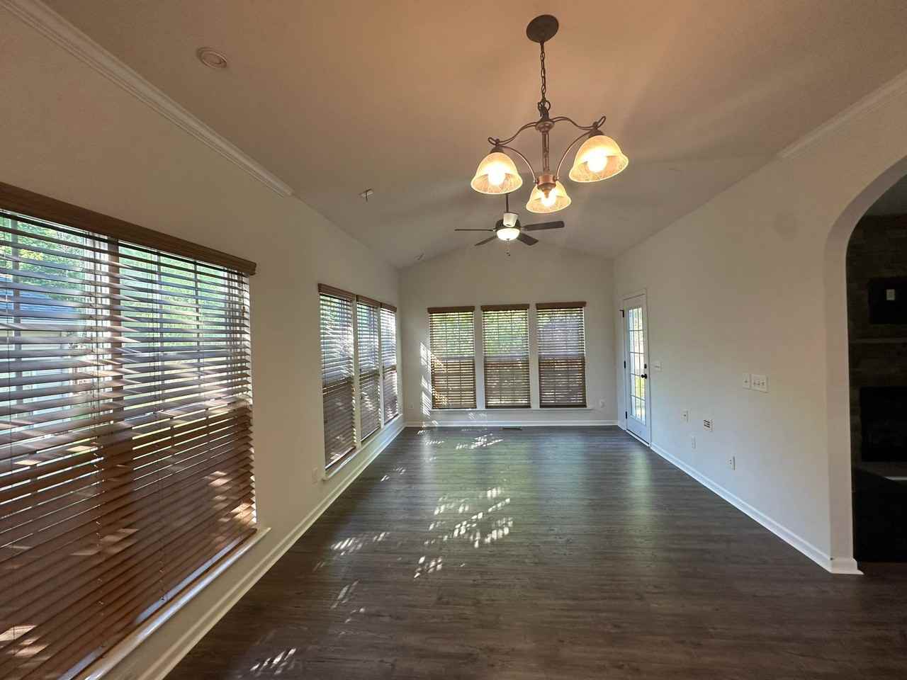 221 Mabley Pl #1 - Photo 4 of 50