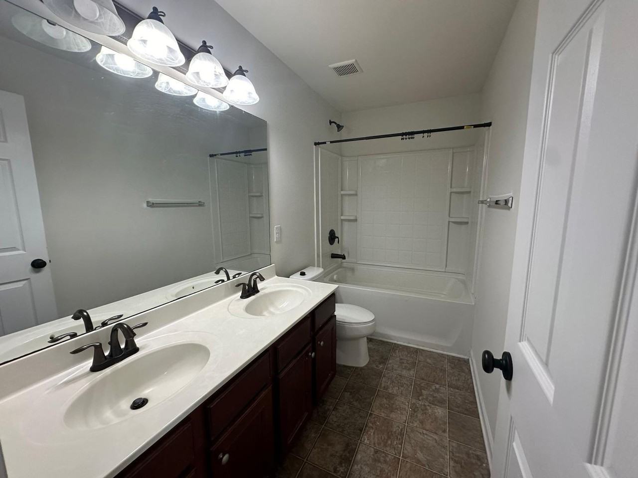 221 Mabley Pl #1 - Photo 7 of 50