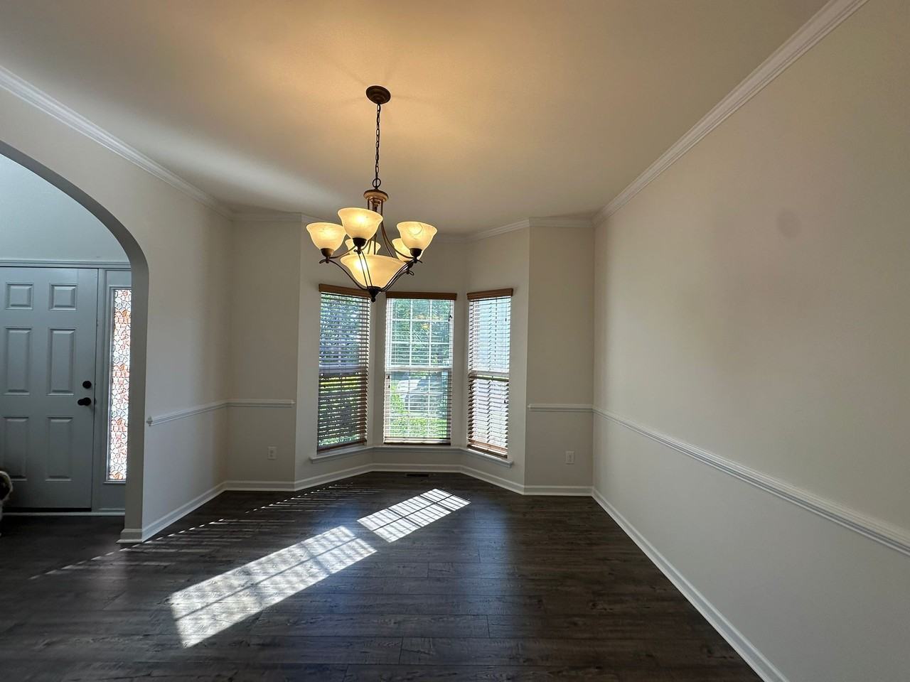 221 Mabley Pl #1 - Photo 5 of 50