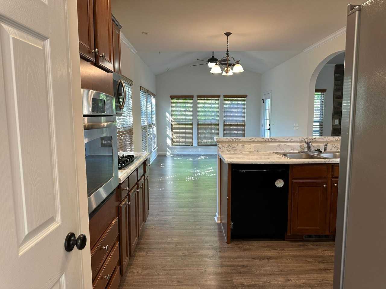 221 Mabley Pl #1 - Photo 6 of 50