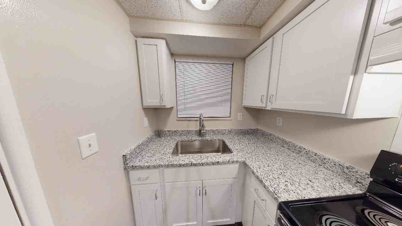 Hidden Pond Apartments - Photo 4 of 14