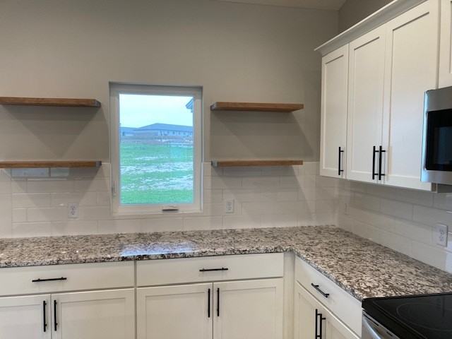 1103 W 50th St - Photo 2 of 19