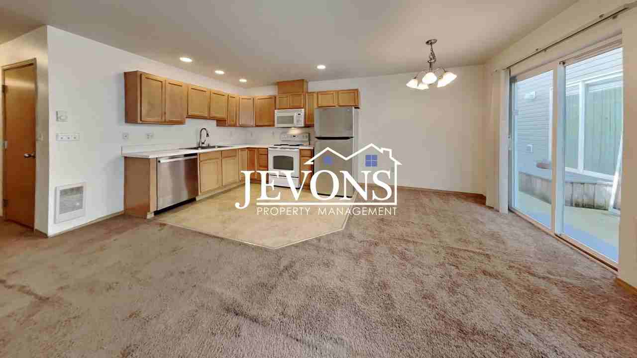 4538 S Warner St Tacoma, WA 98409 - Photo 3 of 40
