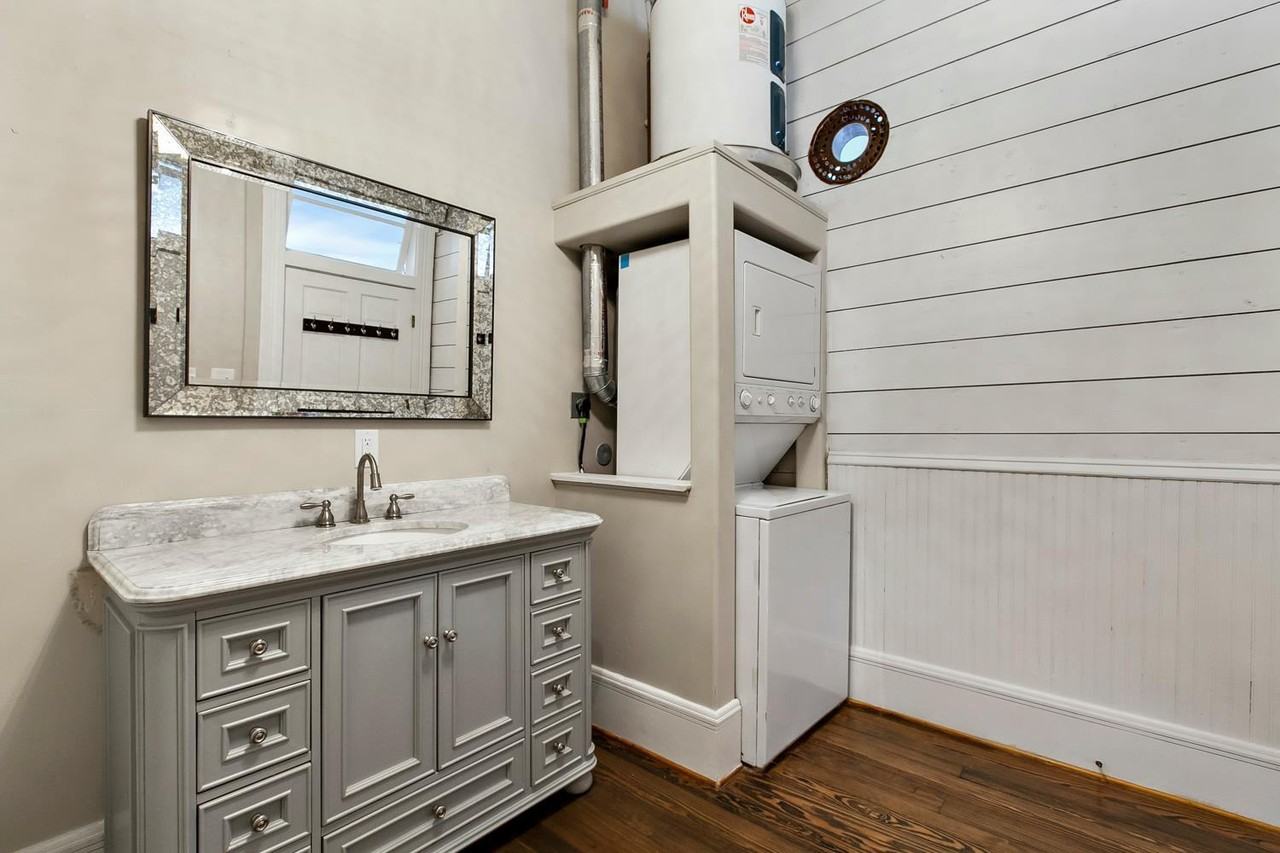 202 on The Square - Photo 3 of 50