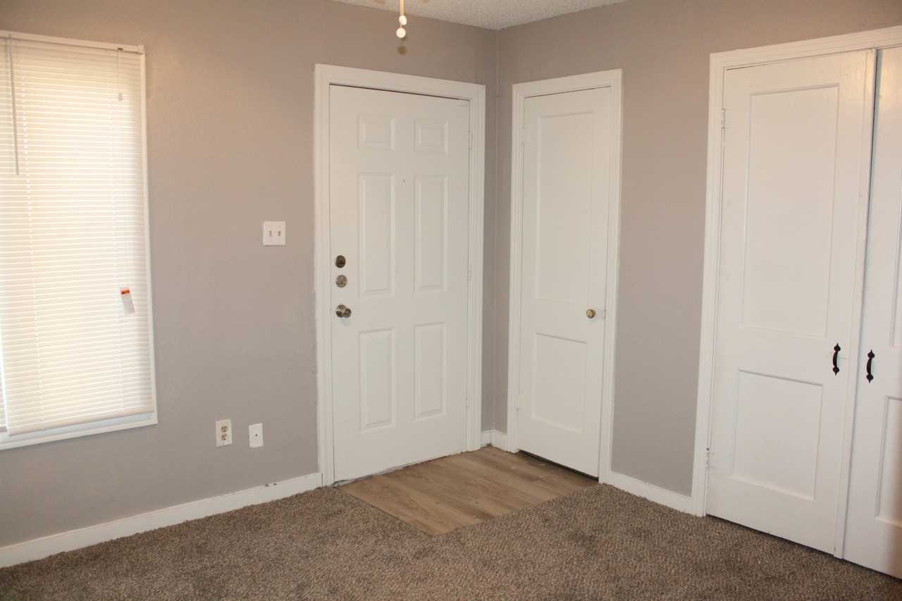 WBM 3007 39th Street - Photo 3 of 6