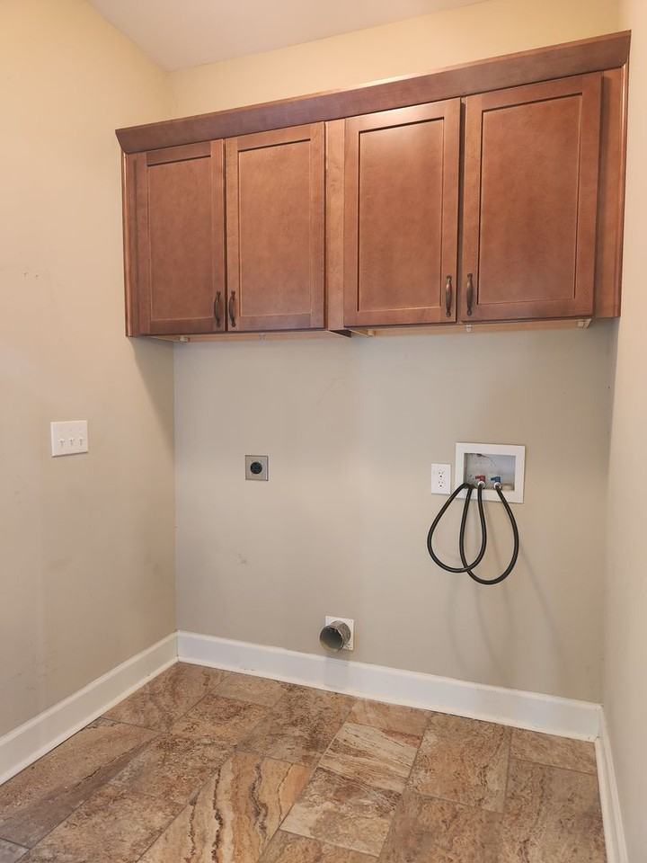 110 Dawson Ln - Photo 7 of 13