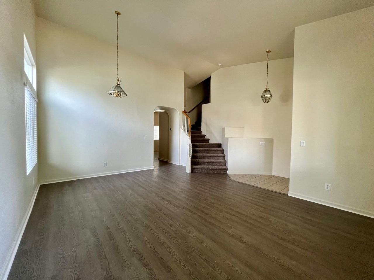 5900 Livorno Way - Photo 5 of 23