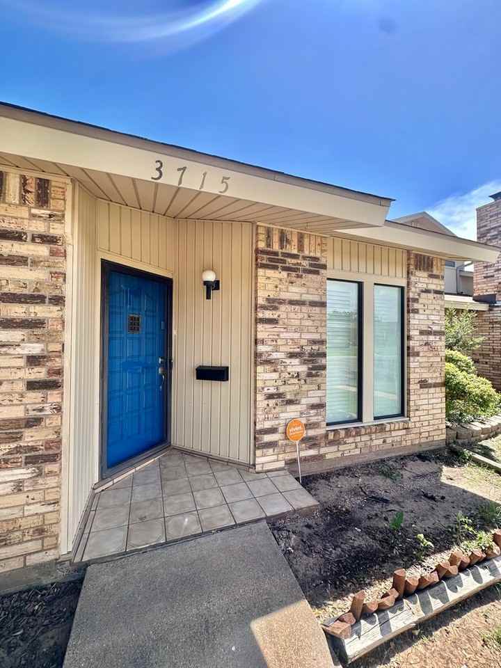 3715 High Meadow Dr - Photo 2 of 25